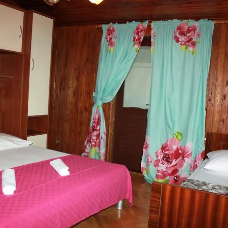Mediteran Relax Guest house 3*